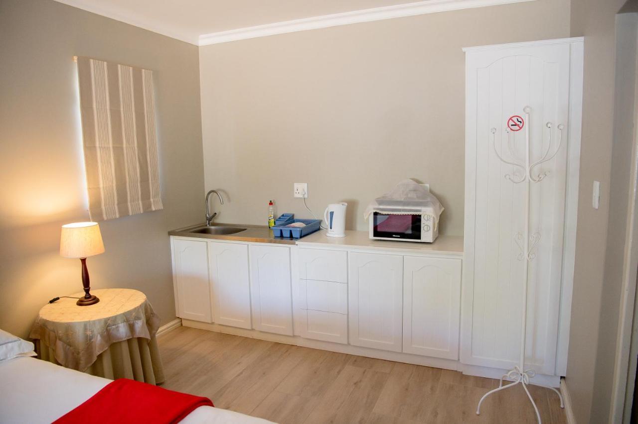 Plumbago Cottages Робертсон Екстериор снимка