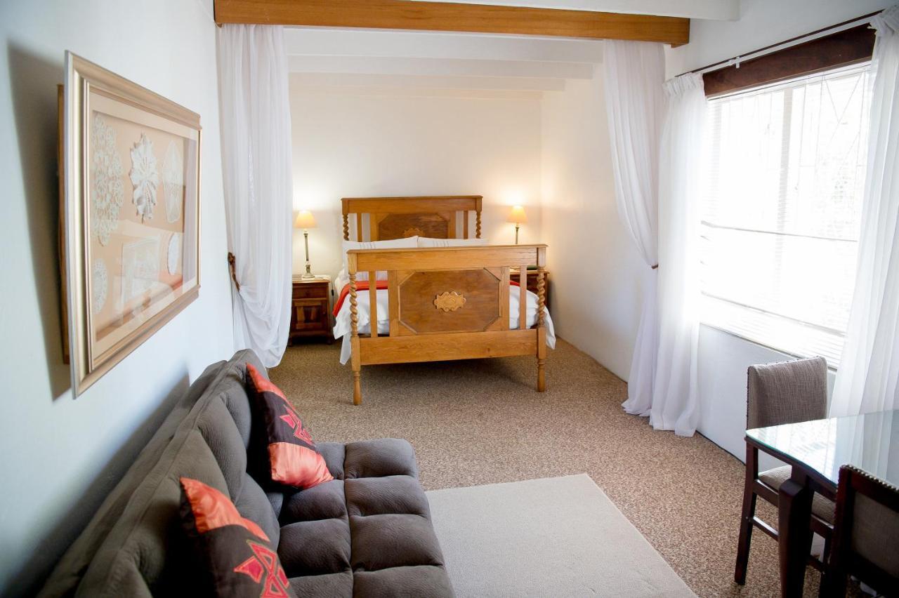 Plumbago Cottages Робертсон Екстериор снимка